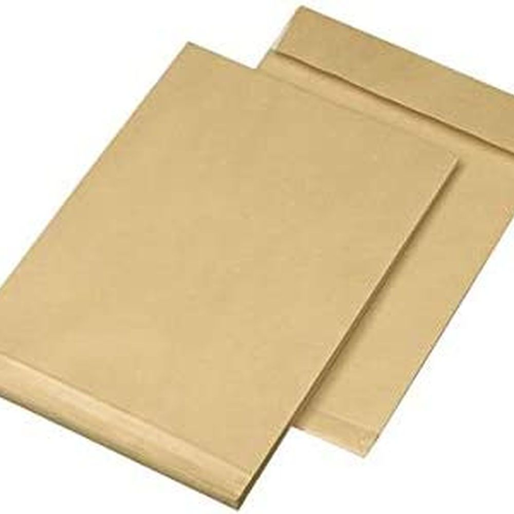 50 : Grande enveloppe A4 avec fenêtre pochette courrier C4 papier kraft  blanc 90g format 229 x 324 mm une enveloppe blanche avec fenêtre 50 x 110  mm fermeture bande adhésive autocollante